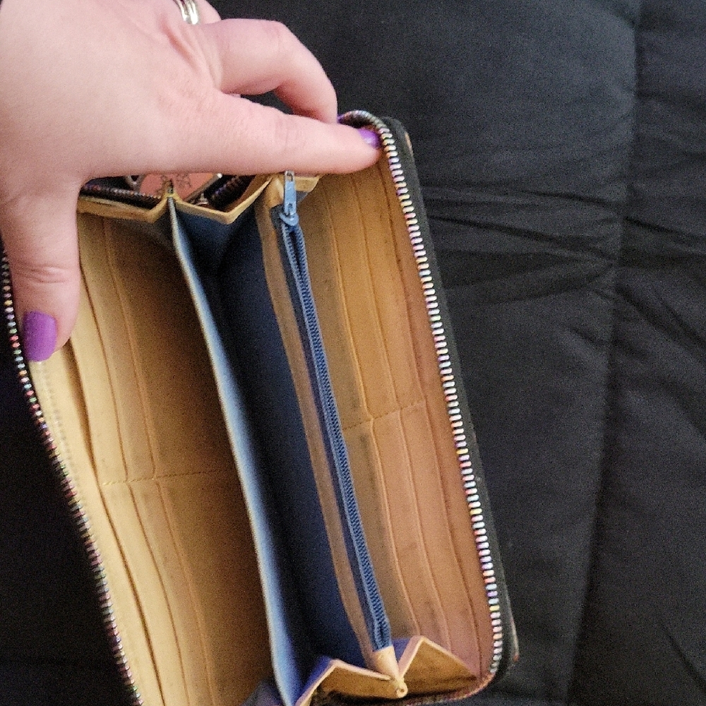 Dooney & Bourke Multicolor Heart Wallet - Picture 2 of 2